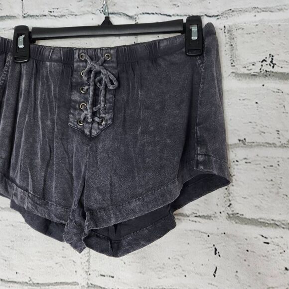 NEW Chaser High Rise Lace Up Acid Wash Stretchy Lounge Shorts Gray Size Medium - Picture 3 of 9